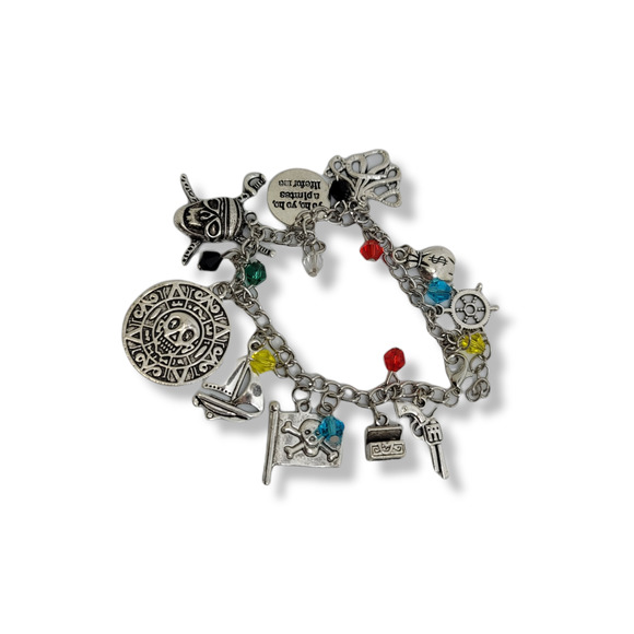 Pirate charm crystal and coin skull and crossbones Kraken bracelet 7" with 2" - Picture 1 of 4